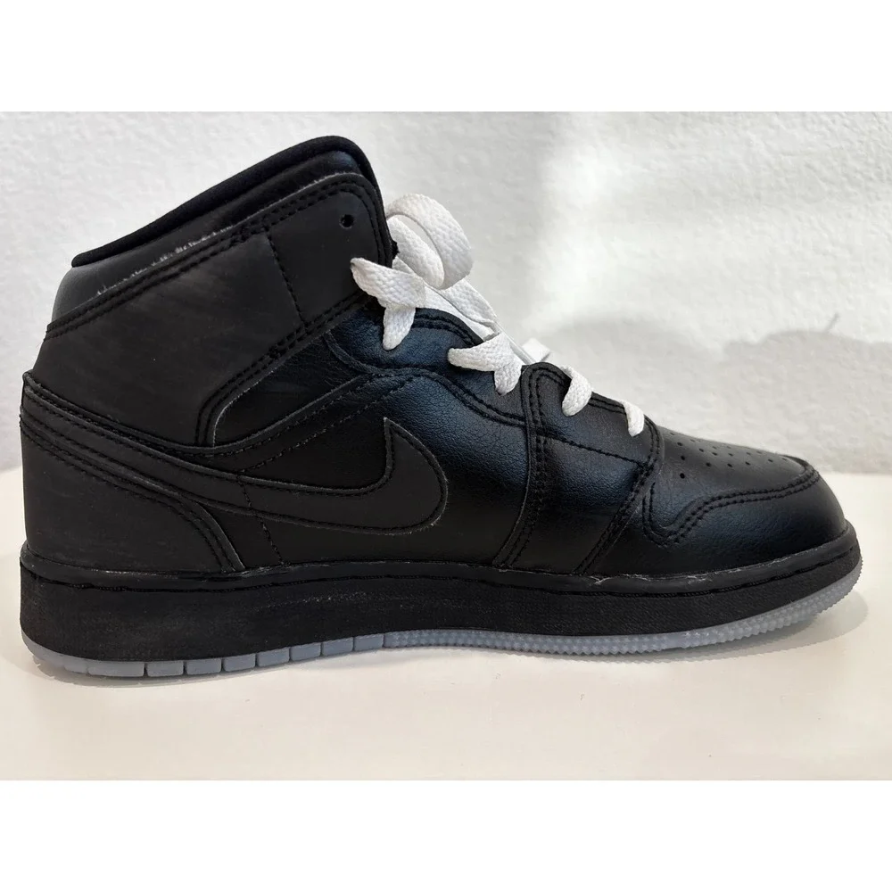 Nike Air Jordan 1 Mid 6.5Y Black On Black Youth GS Womens 8 Retro Sneakers - Picture 6 of 13